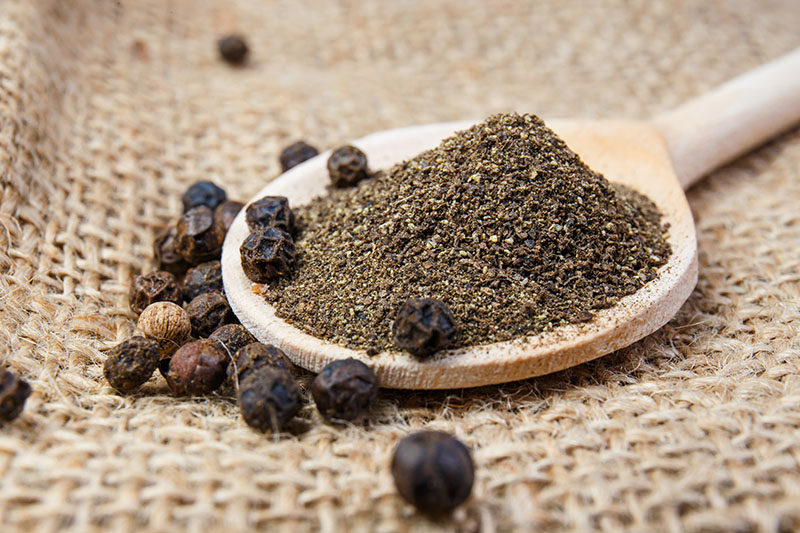 Ground black pepper